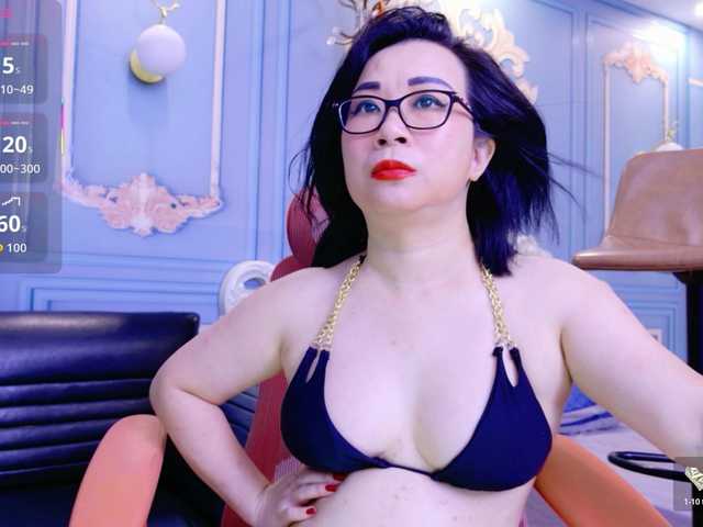 LucianaMeca live cam on BongaCams