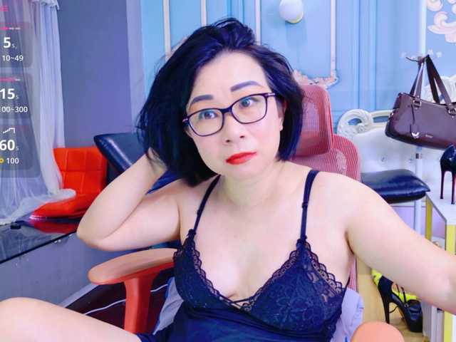 LucianaMeca live cam on BongaCams