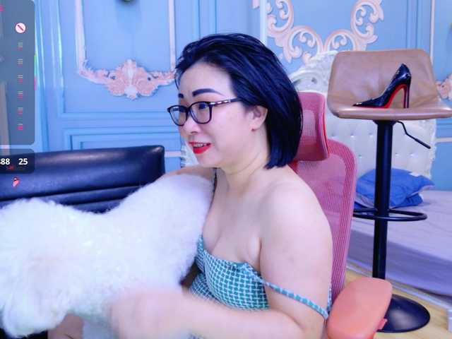 LucianaMeca live cam on BongaCams