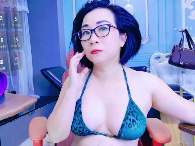 LucianaMeca live cam on BongaCams