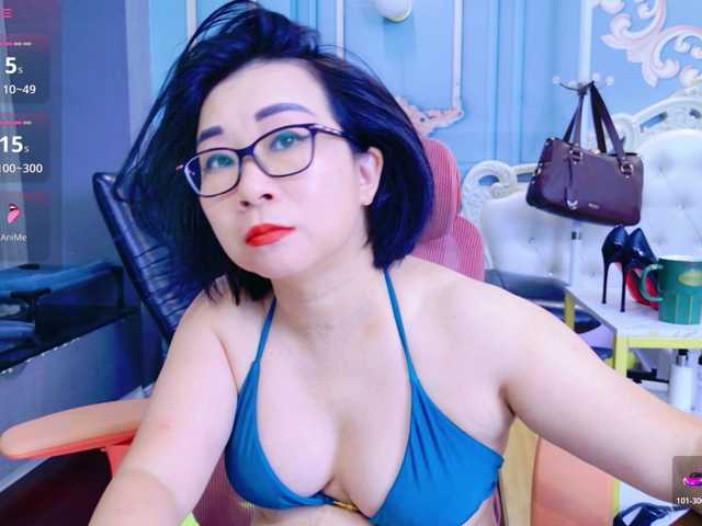 LucianaMeca live cam on BongaCams