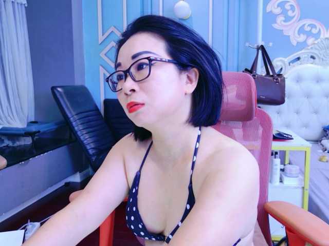 LucianaMeca live cam on BongaCams