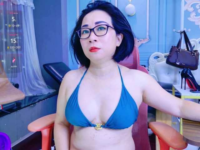 LucianaMeca live cam on BongaCams