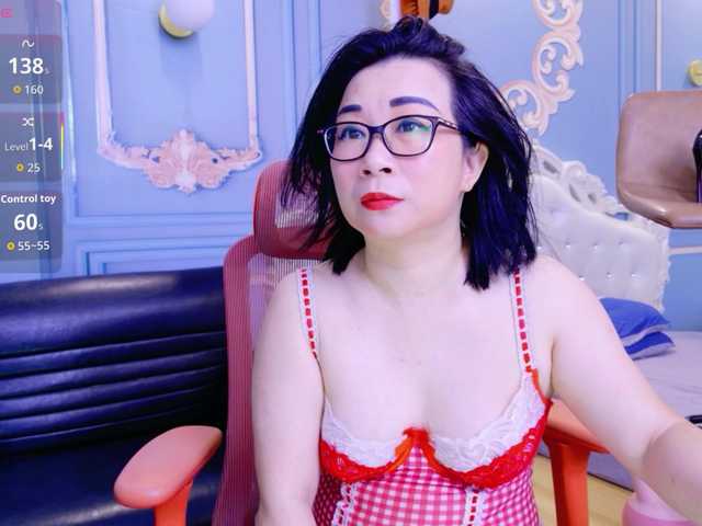 LucianaMeca live cam on BongaCams