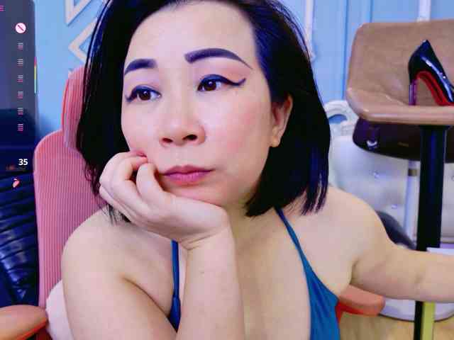 LucianaMeca webcam