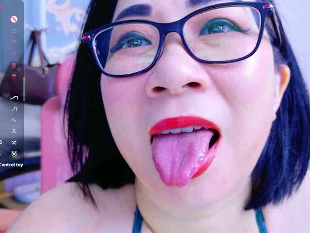 LucianaMeca webcam