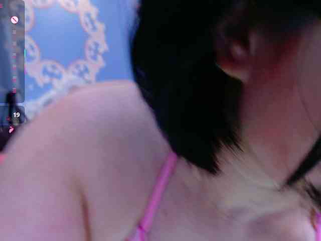 LucianaMeca webcam