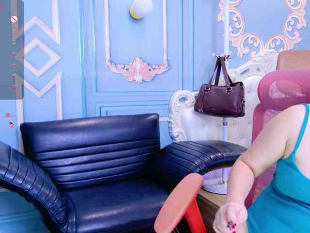 LucianaMeca webcam