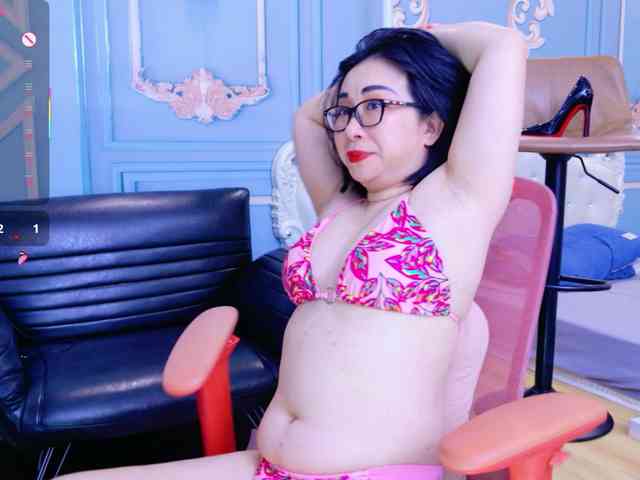 LucianaMeca webcam
