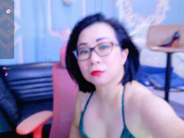 LucianaMeca webcam