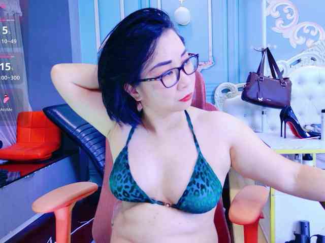 LucianaMeca webcam