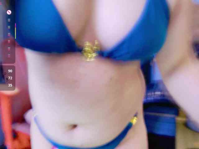 LucianaMeca webcam