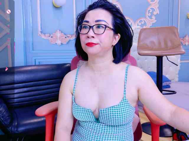 LucianaMeca webcam