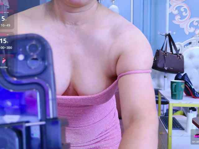 LucianaMeca webcam
