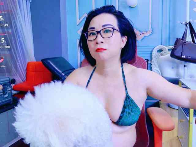 LucianaMeca webcam