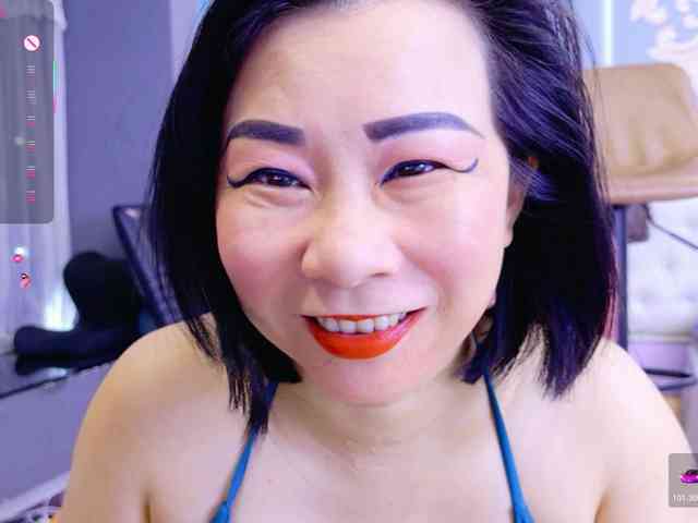 LucianaMeca webcam