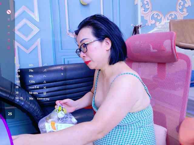 LucianaMeca webcam