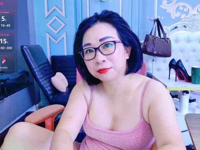 LucianaMeca webcam