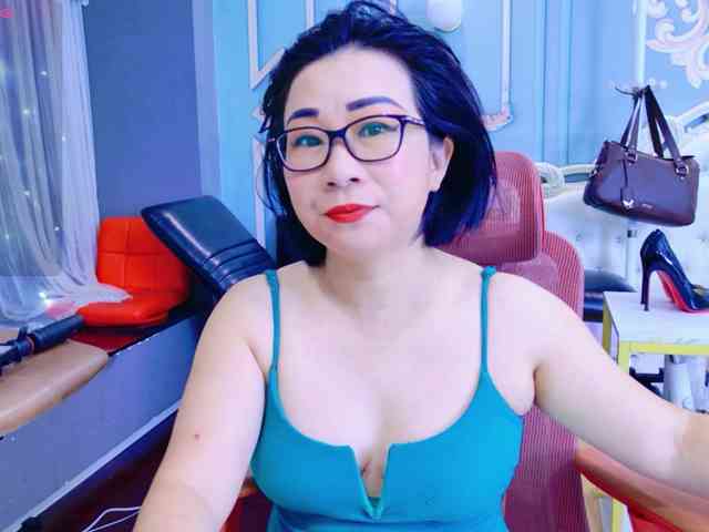 LucianaMeca webcam