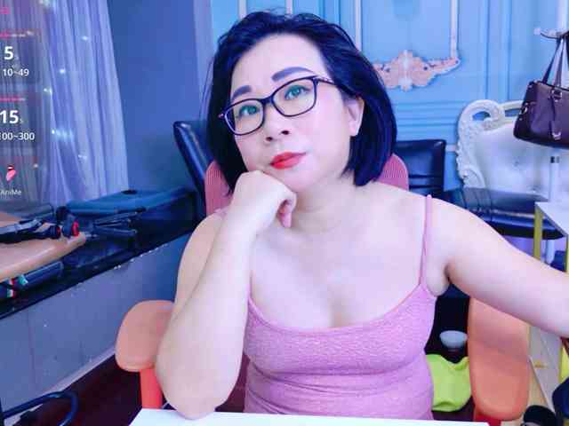 LucianaMeca webcam