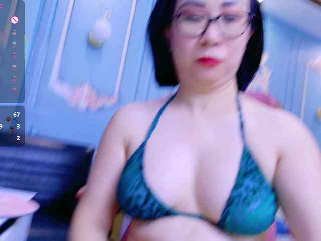 LucianaMeca webcam