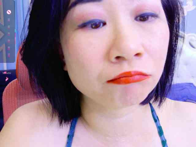 LucianaMeca webcam