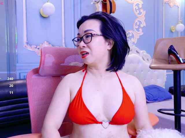 LucianaMeca webcam