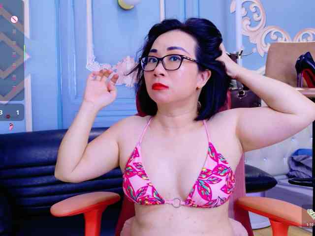 LucianaMeca webcam