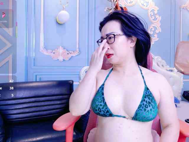 LucianaMeca webcam