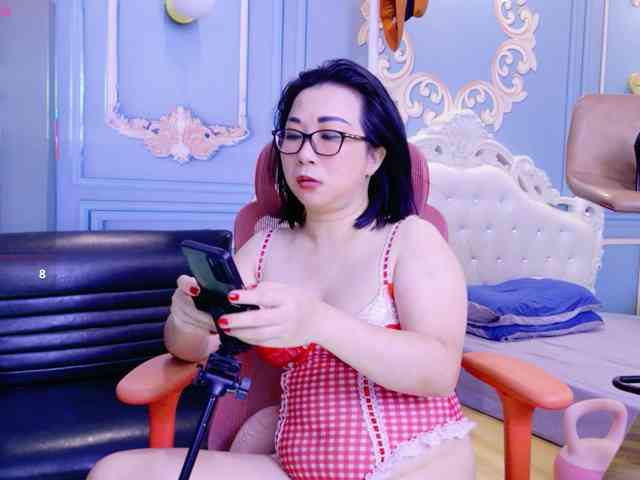 LucianaMeca webcam