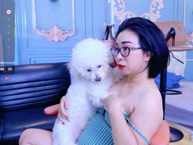 LucianaMeca webcam
