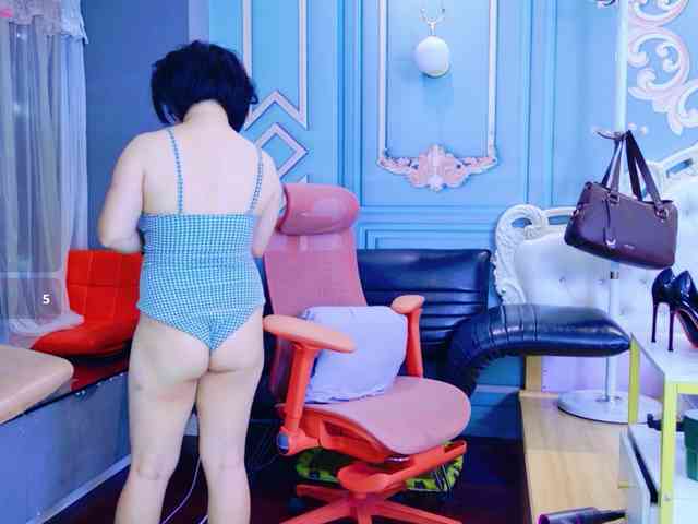 LucianaMeca webcam