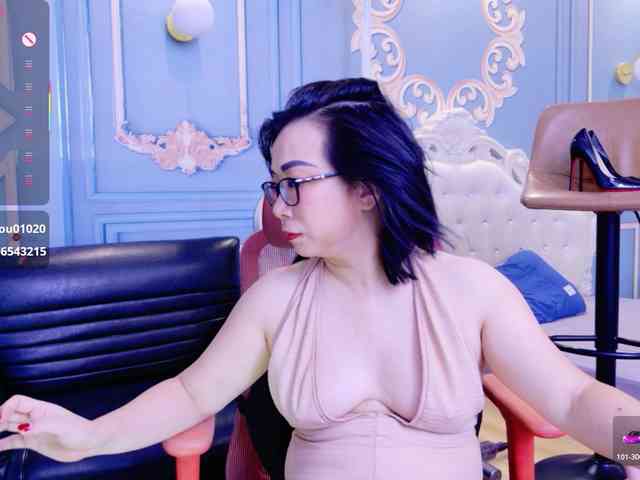 LucianaMeca webcam