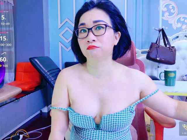 LucianaMeca webcam