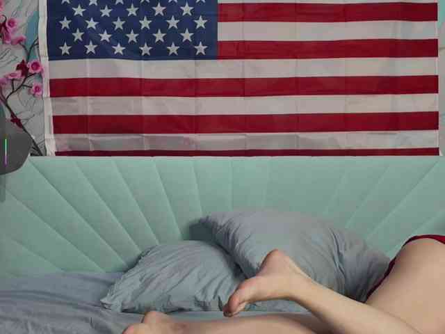 PussyRose webcam