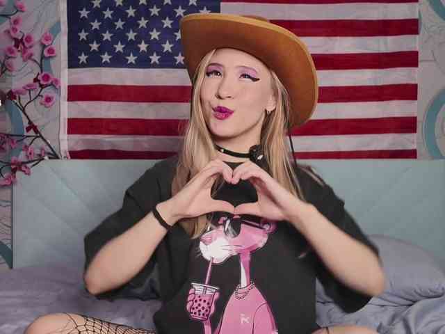 Модель: PussyRose