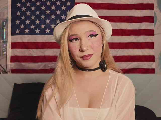 PussyRose webcam