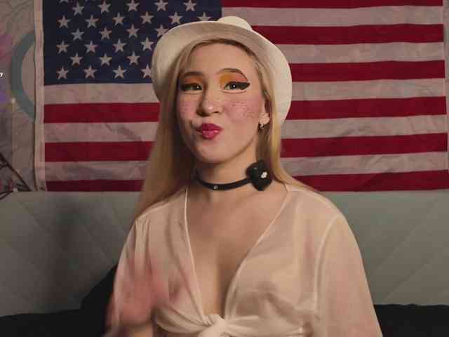PussyRose webcam