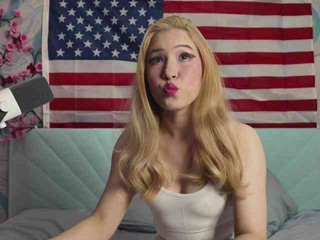 PussyRose webcam