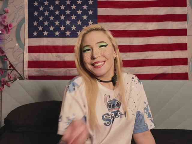 PussyRose webcam