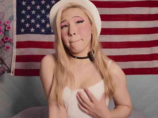 PussyRose webcam