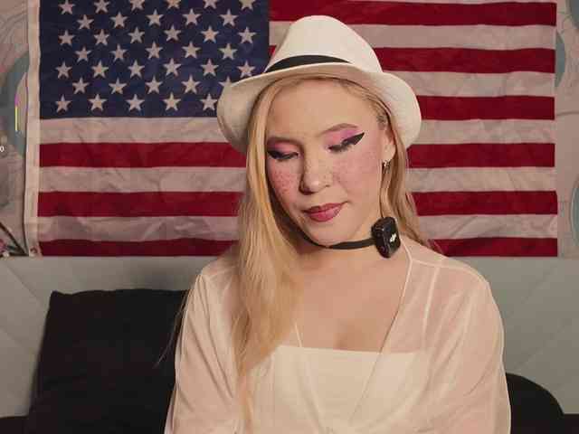 PussyRose webcam
