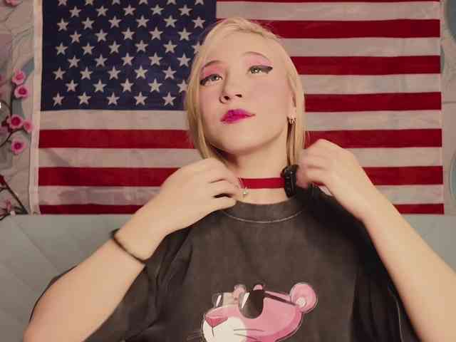 PussyRose webcam