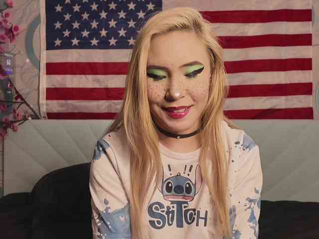 PussyRose webcam