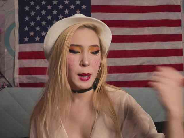 PussyRose webcam