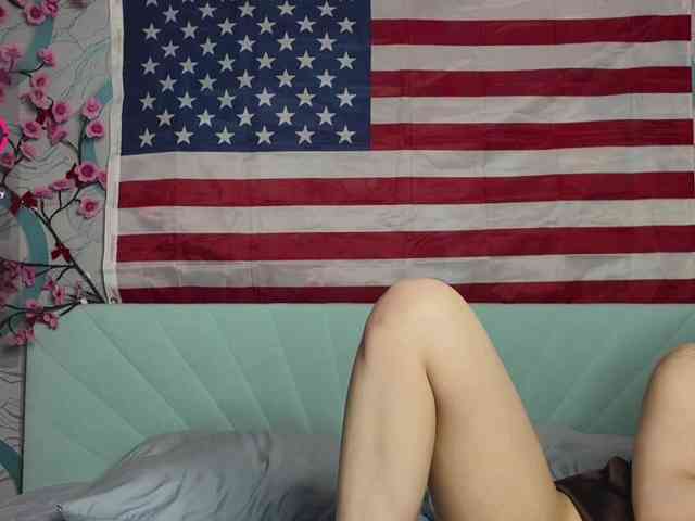 PussyRose webcam