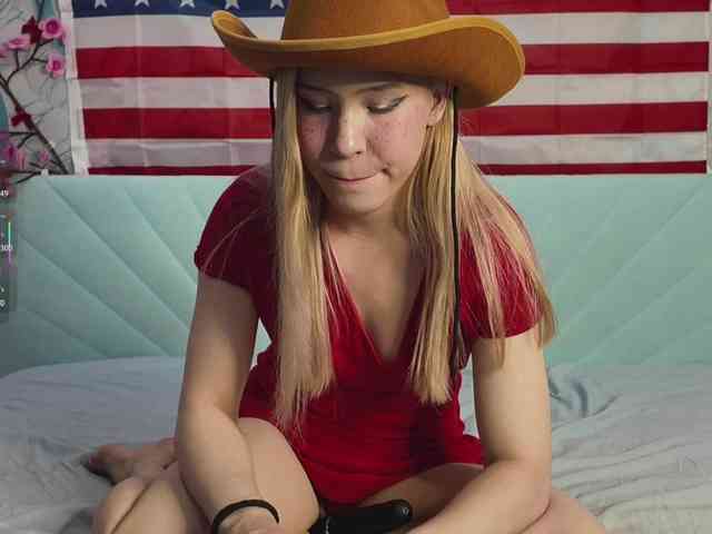 PussyRose webcam