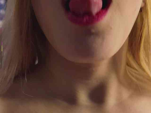 PussyRose webcam