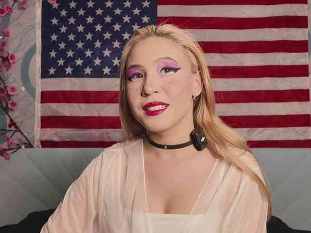 PussyRose webcam