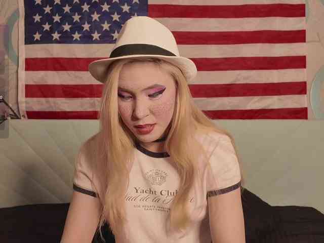 PussyRose webcam